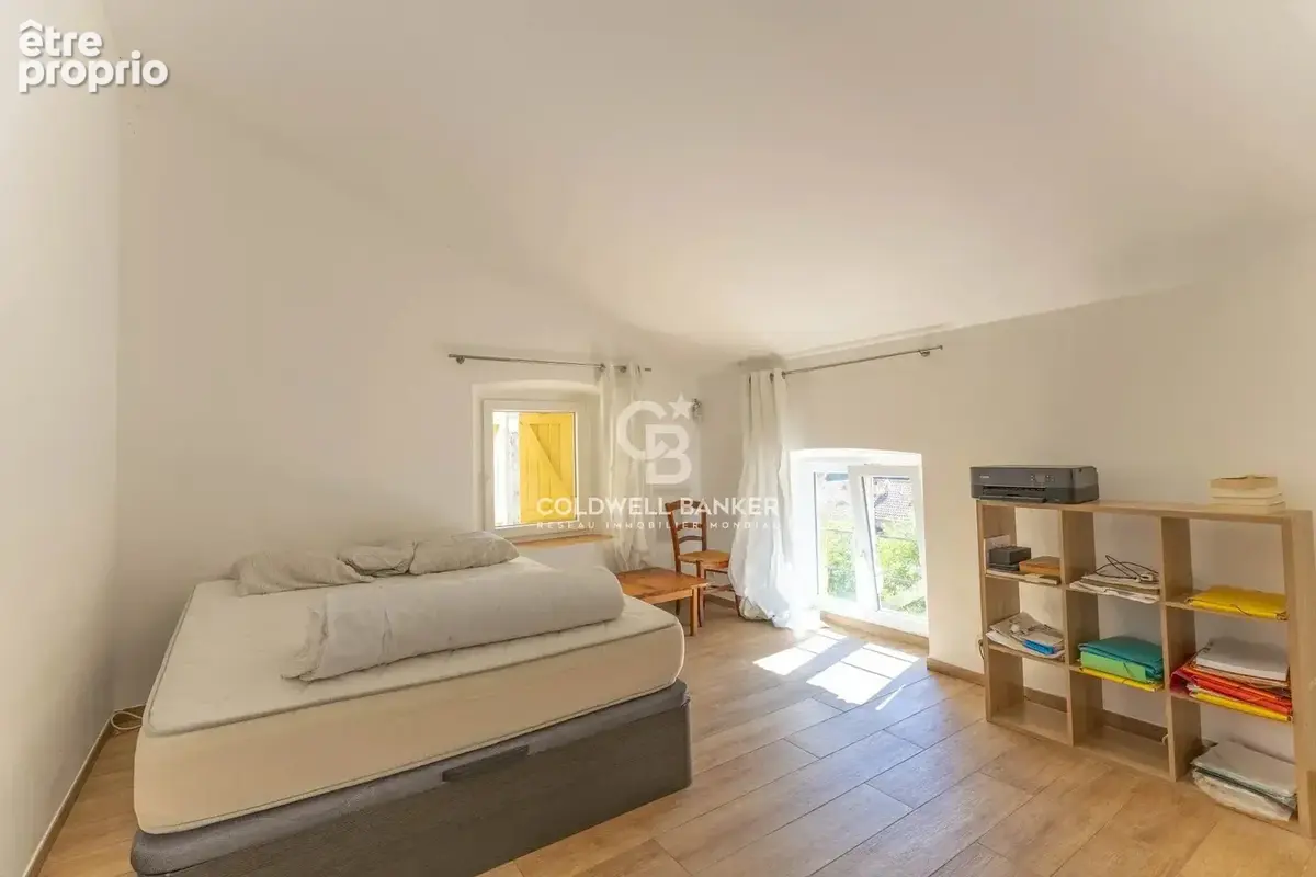Muro – Charmant T4 rénové avec balcon - vue montagnes & village - photo 12