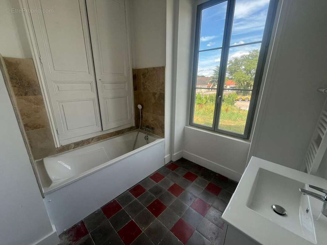 Appartement 99 m² à Beaune  - photo 7