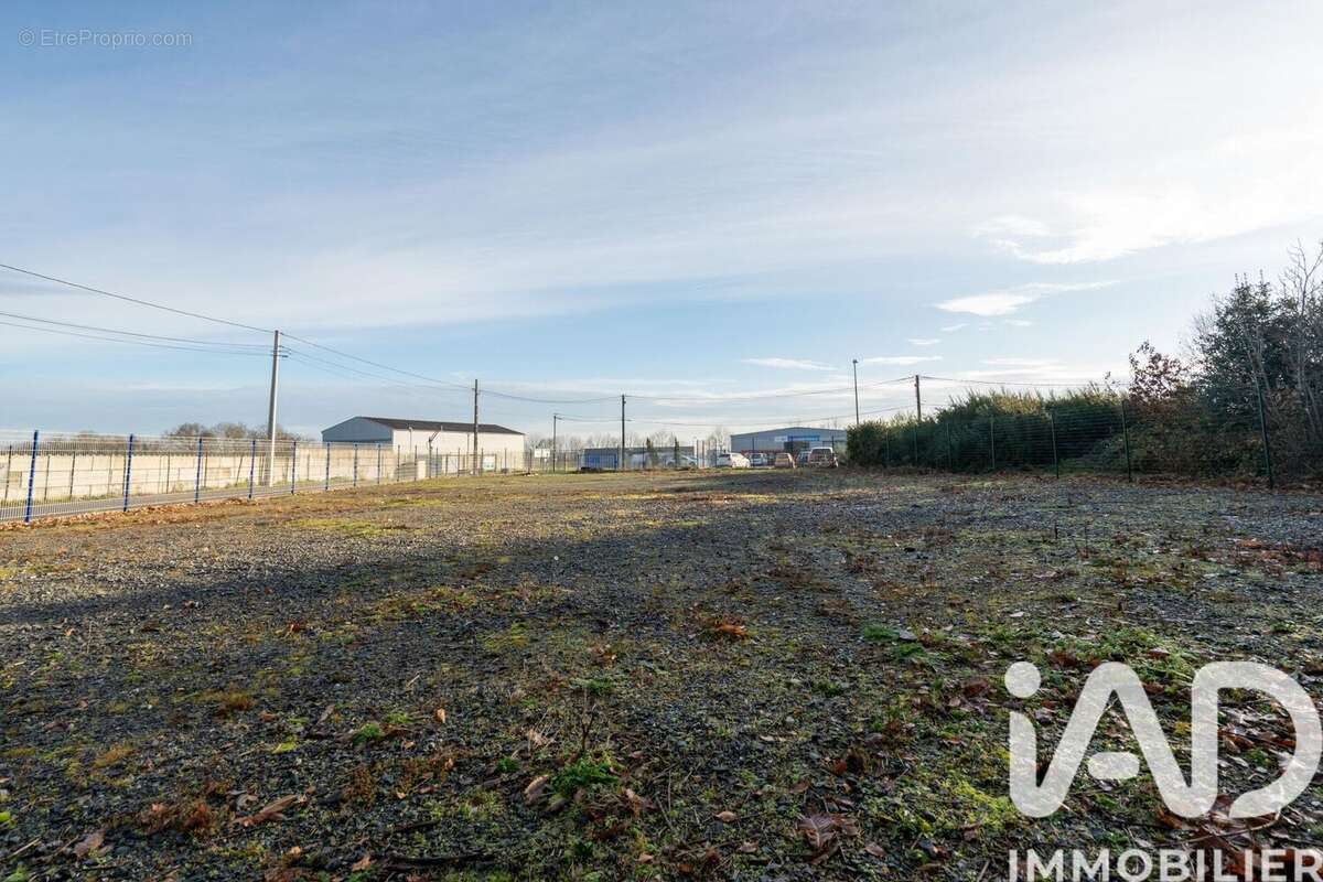 Photo 3 - Terrain à MONTREVAULT