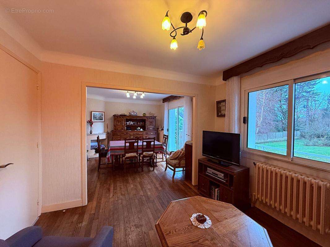 Maison à LOCMARIAQUER