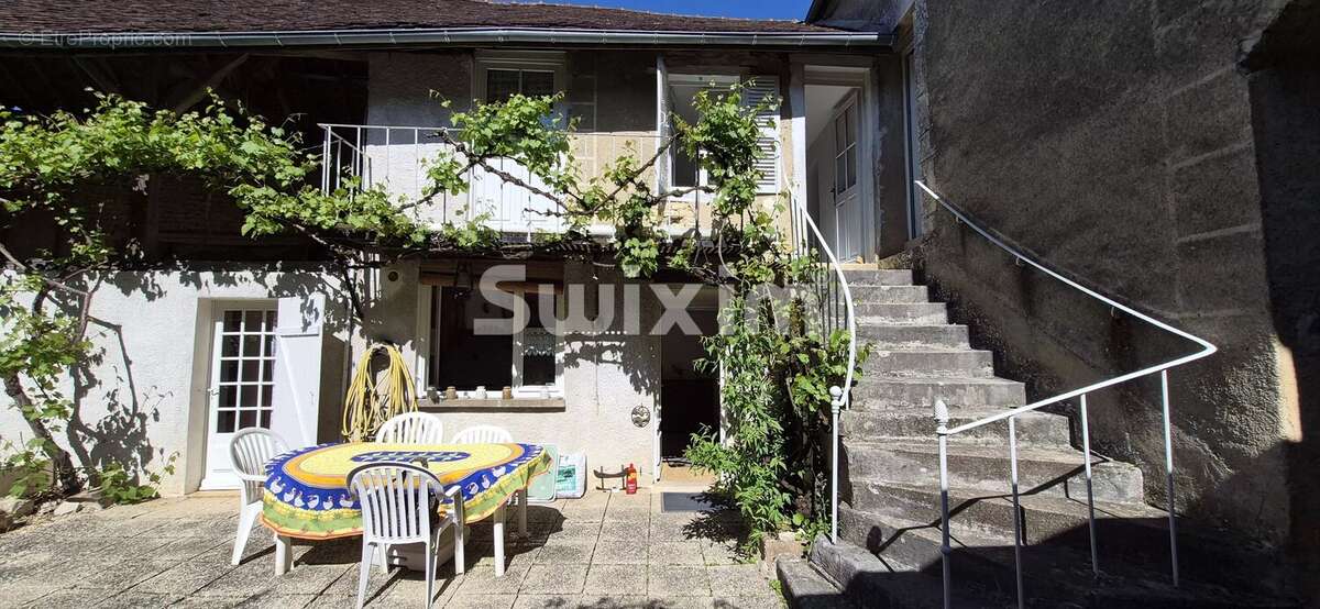Maison à FRESNES