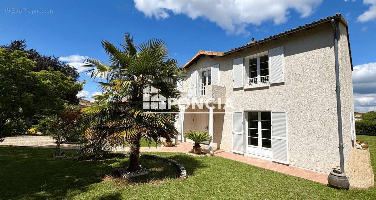 Maison à BUXEROLLES