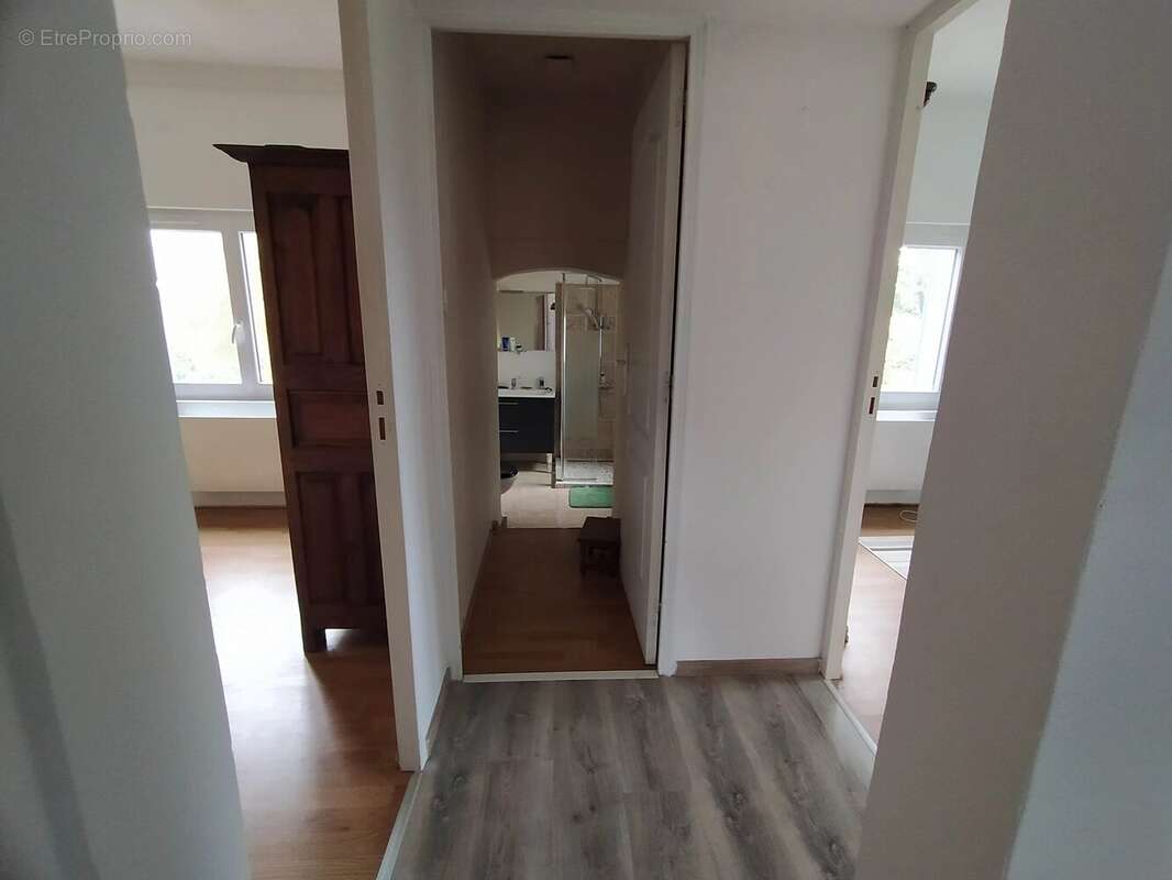 Maison à LA TOUR-BLANCHE