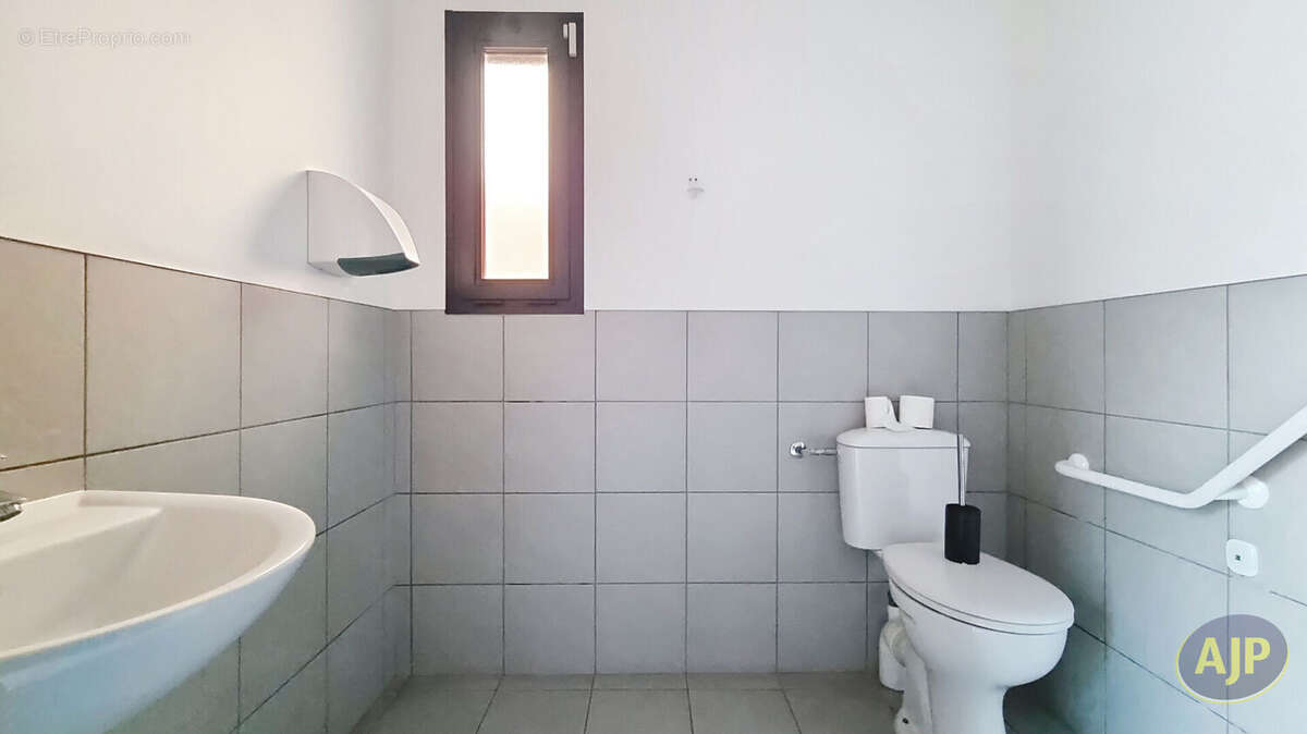 Commerce à LIBOURNE