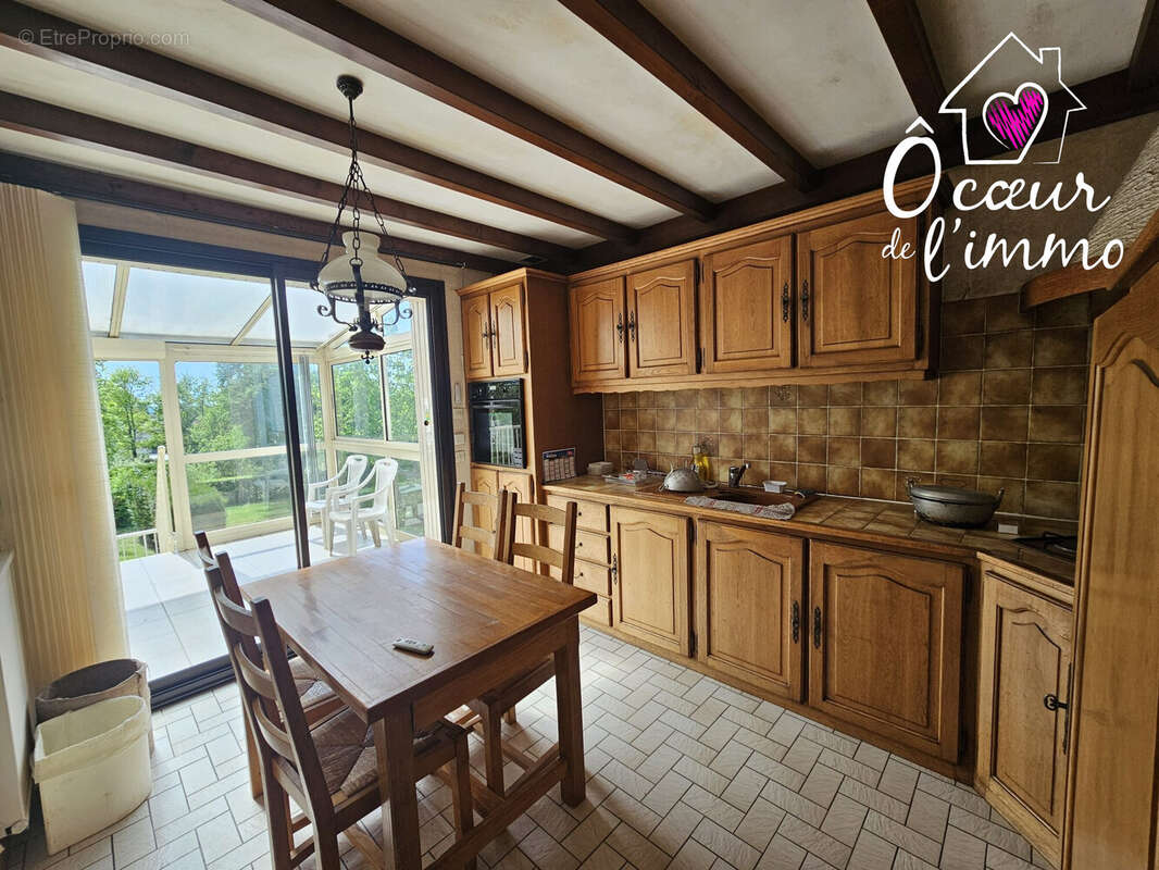 Maison à MAZIERES-EN-MAUGES