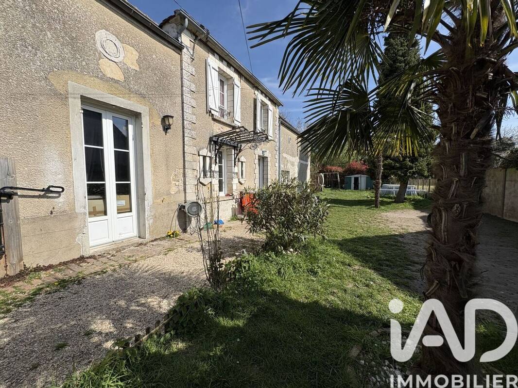 Photo 1 - Maison à EGREVILLE