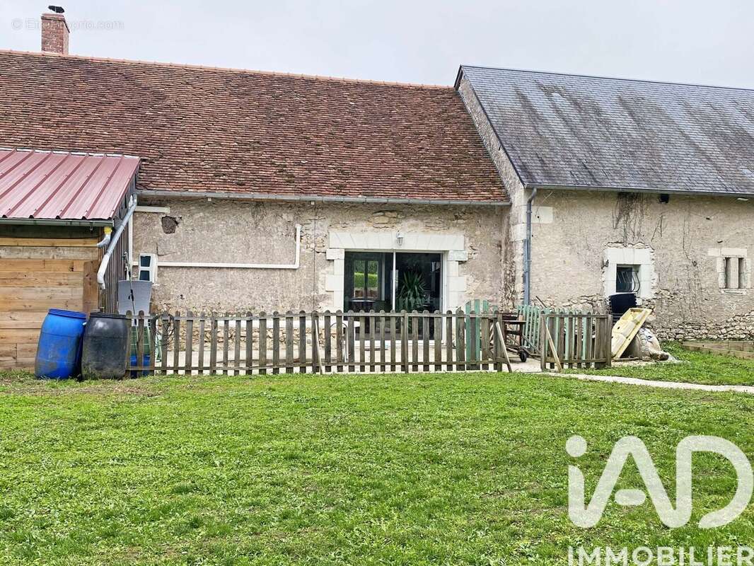 Photo 3 - Maison à LES MONTILS