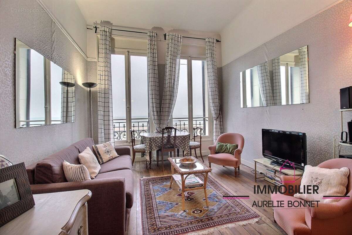 Appartement à TROUVILLE-SUR-MER