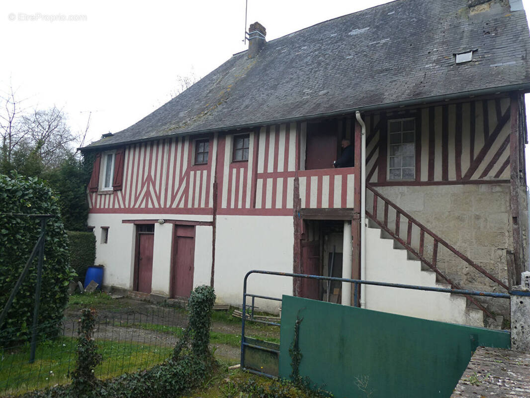 Maison à PONT-L'EVEQUE