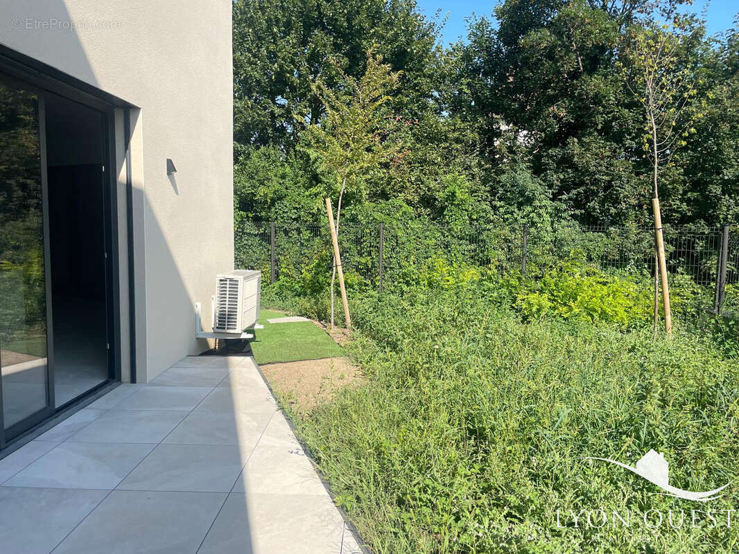 Maison à SATHONAY-VILLAGE