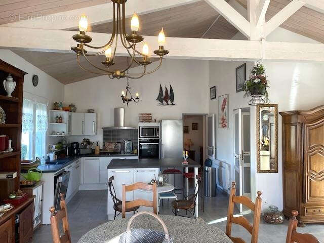 Maison à LE CHATEAU-D'OLERON