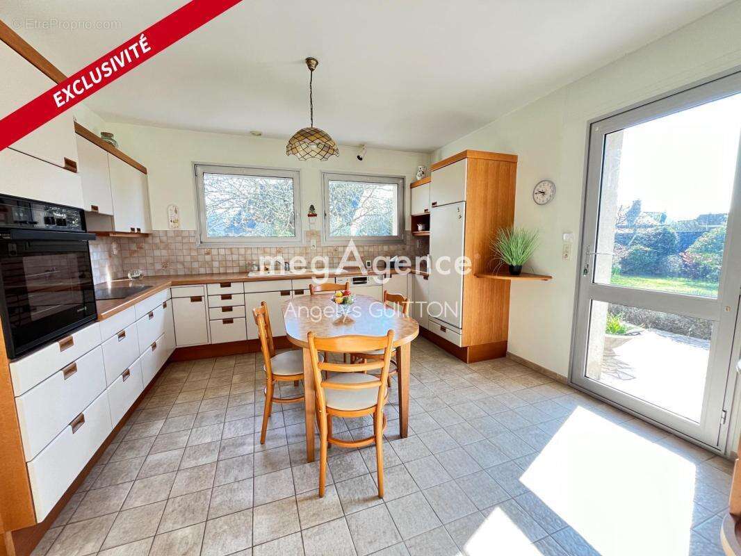 Maison à BEAUMONT-SUR-SARTHE