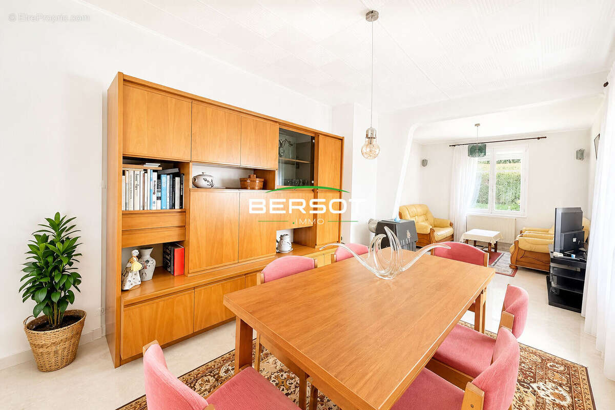 Grande maison 4 chambres Terrain 15 ares - Pont De Roide - photo 5