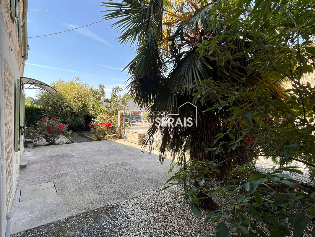 Maison en pierre à vendre - L'immobilier par Rémi Serais - photo 2