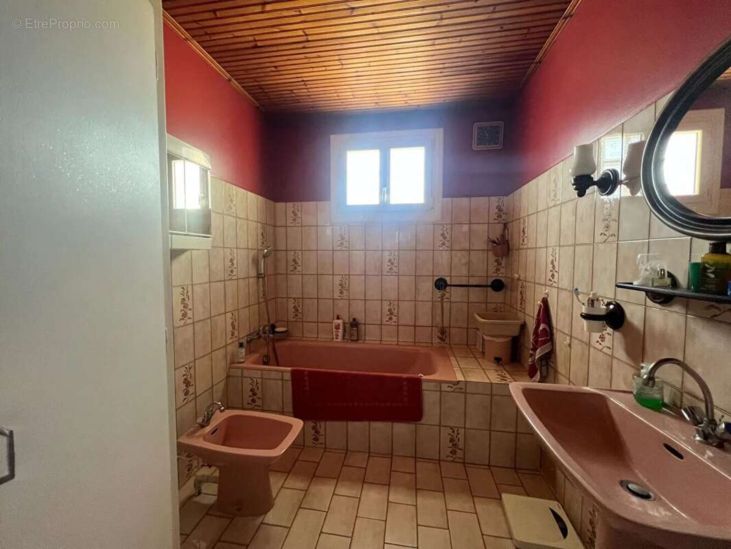 Maison Saint Vincent Sur Jard 4 pièce(s) 94.77 m2 - photo 9
