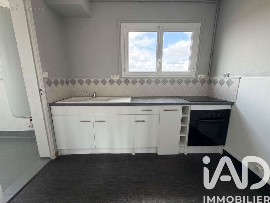 Appartement 66 m² à La Rochelle  - photo 4