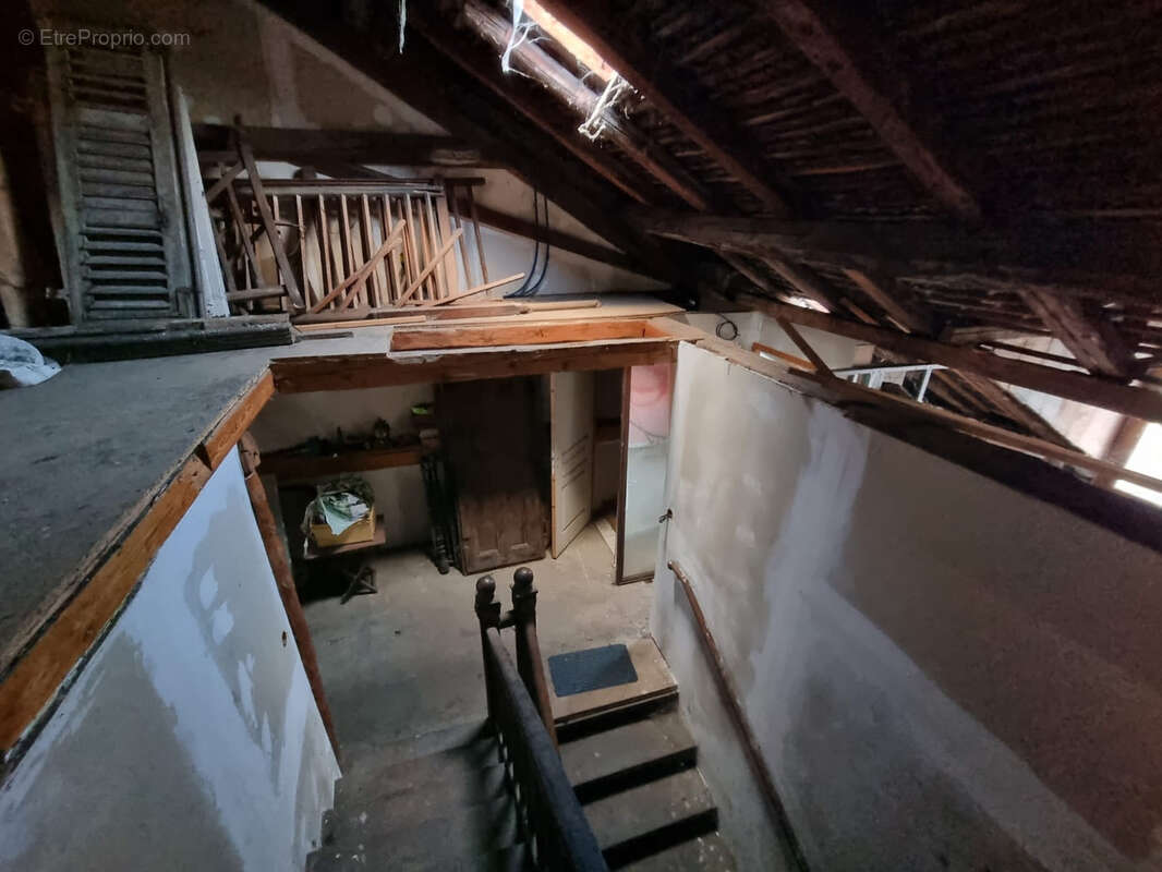 Appartement à EVIAN-LES-BAINS