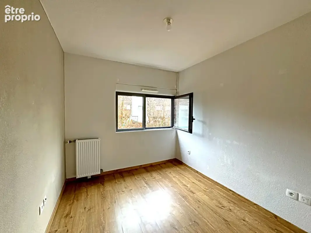 Special invest -cornebarrieu - t3 avec terrasse et places de parking, vendu loue - photo 5