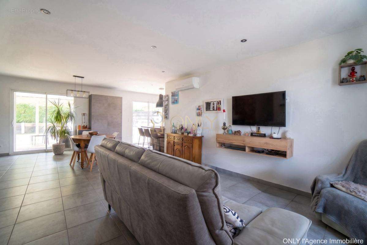 Sulignat - Maison Mitoyenne de plain-pied 110 m² à vendre - photo 9