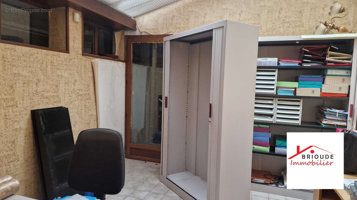 Maison à CHAMPAGNAC-LE-VIEUX