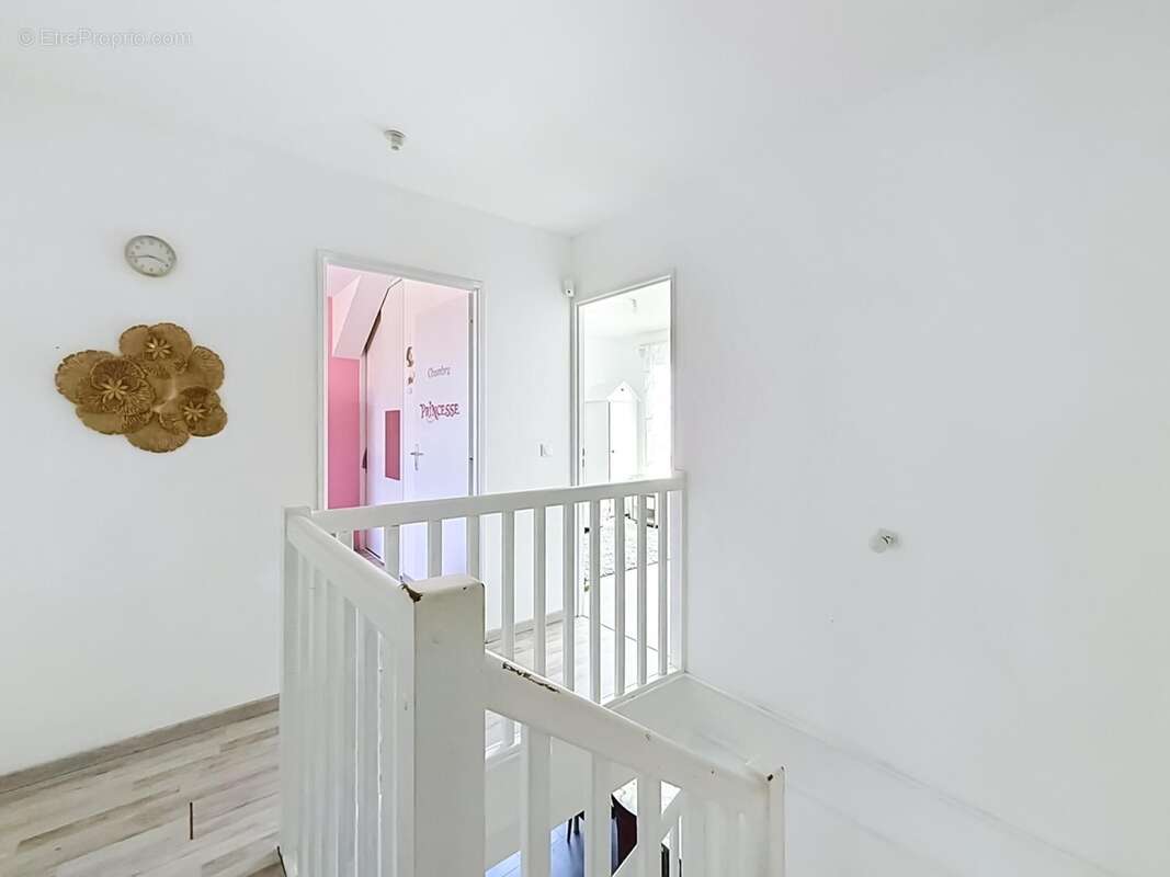 Maison à vendre 5 pièces MONTAGNY LES LANCHES (74) - photo 12