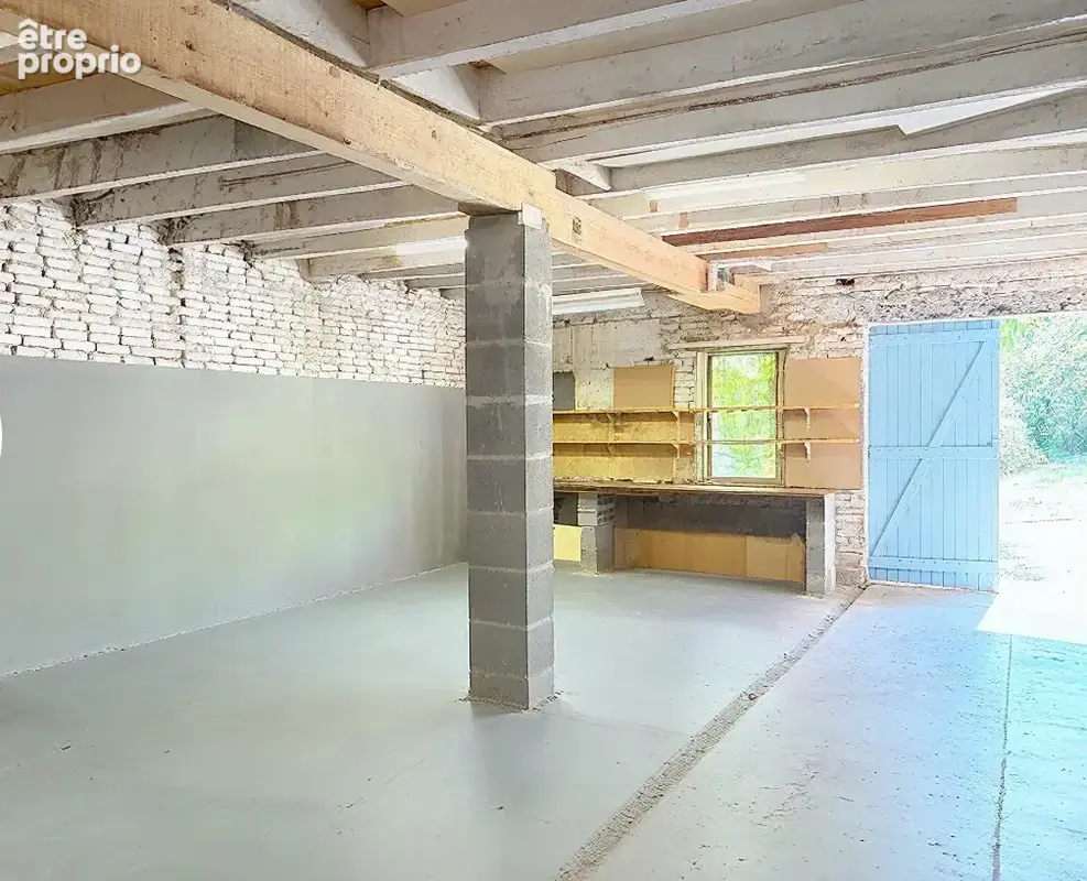 Propriété T7 avec studio, dépendances, garage et 6 035 m2 de terrain - photo 30