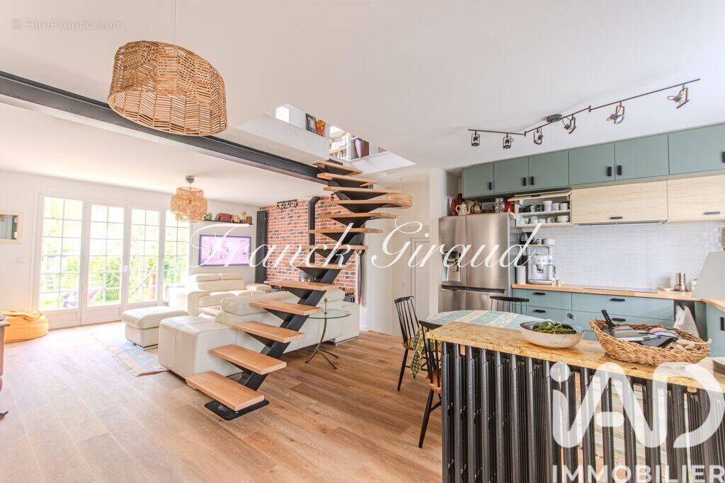 Photo 1 - Maison à SAINT-MICHEL-SUR-ORGE