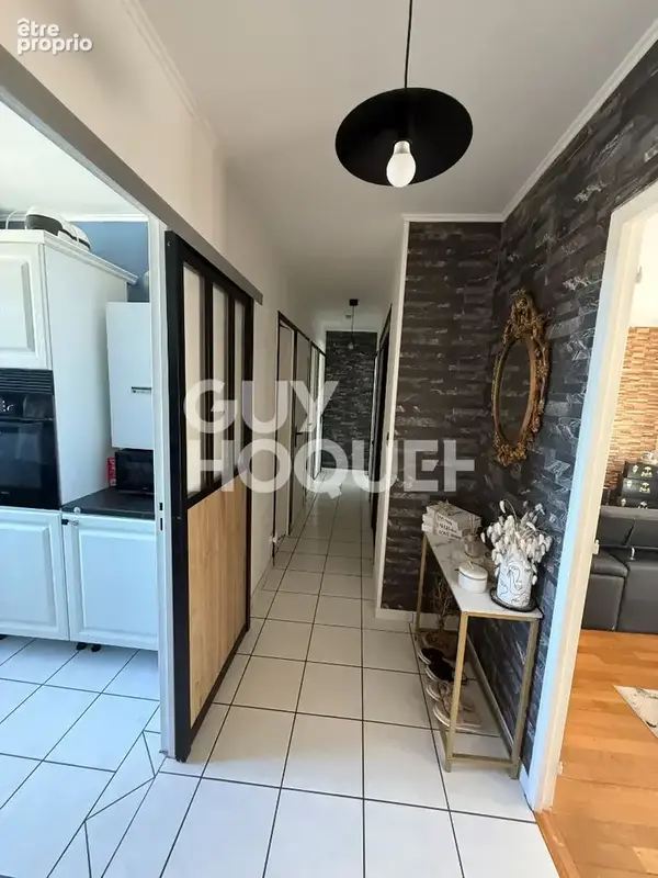 Bel Appartement T3 sur GIVORS d'environ 67 m² climatisé - photo 5