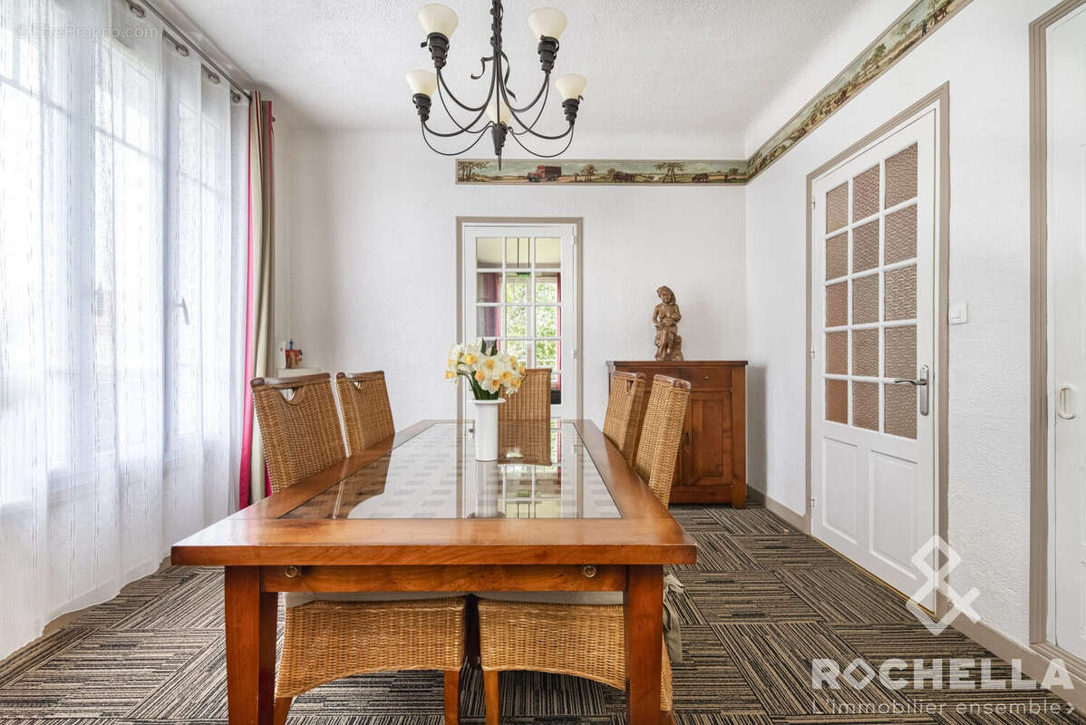 Maison 172 m² à Chemille  - photo 4