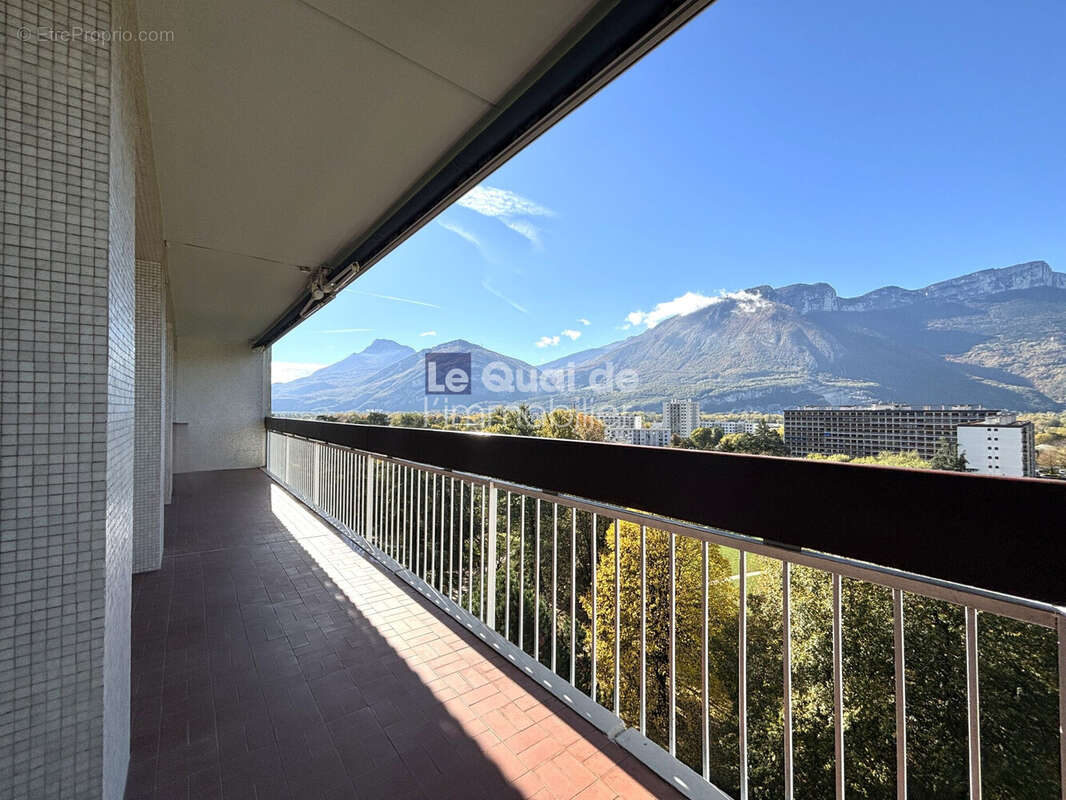 Appartement à SAINT-EGREVE