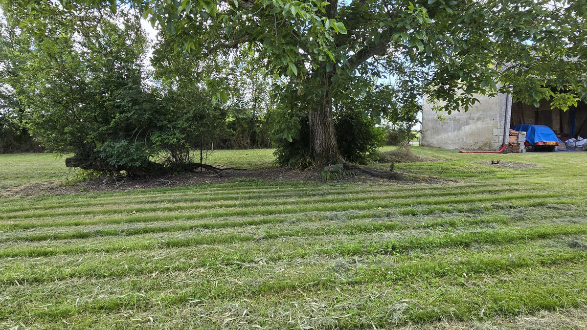 Maison à AIGREFEUILLE-D&#039;AUNIS