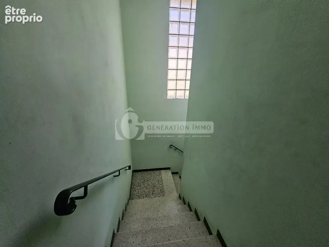 RAPHÈLE LES ARLES - Maison familiale de 226 m2 A - photo 10