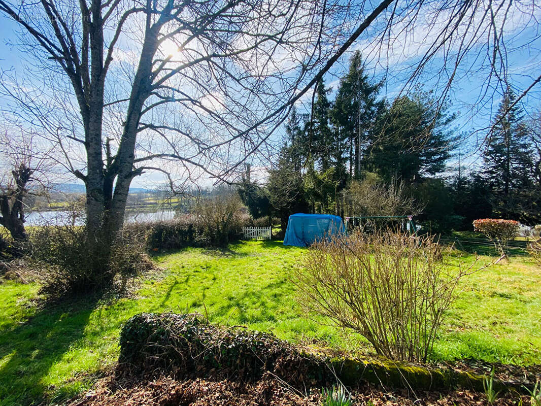 Maison à LAPEYROUSE