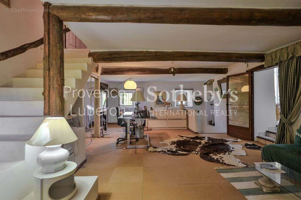Un hameau sur son promontoire - photo 14