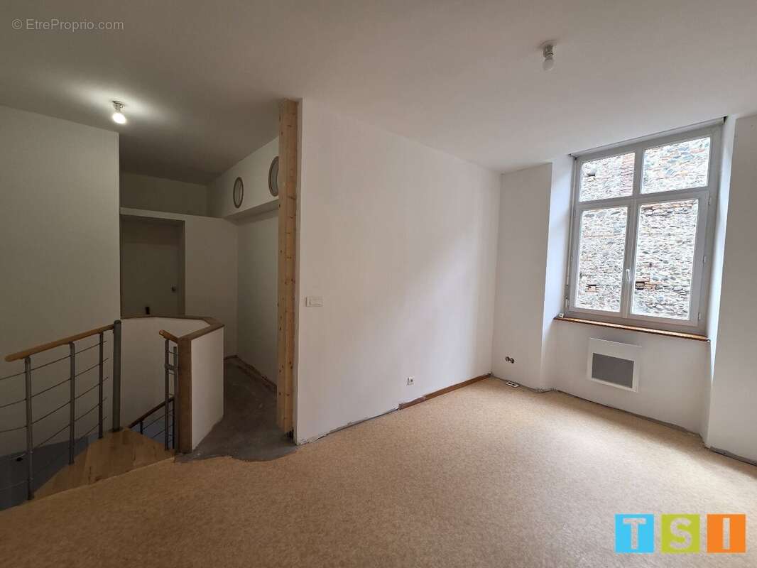 Appartement de 80 m² sur 2 étages avec 1 cour de 43 m², centre ville - photo 14