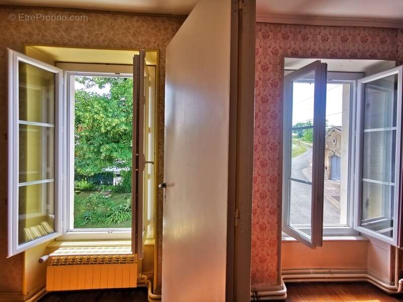 Maison à SAINT-SULPICE-DE-COGNAC