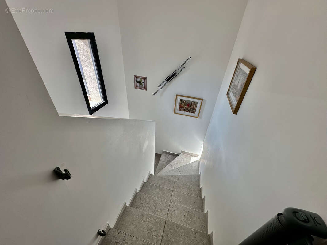 Superbe villa t4 contemporaine   prestations haut de gamme - photo 8