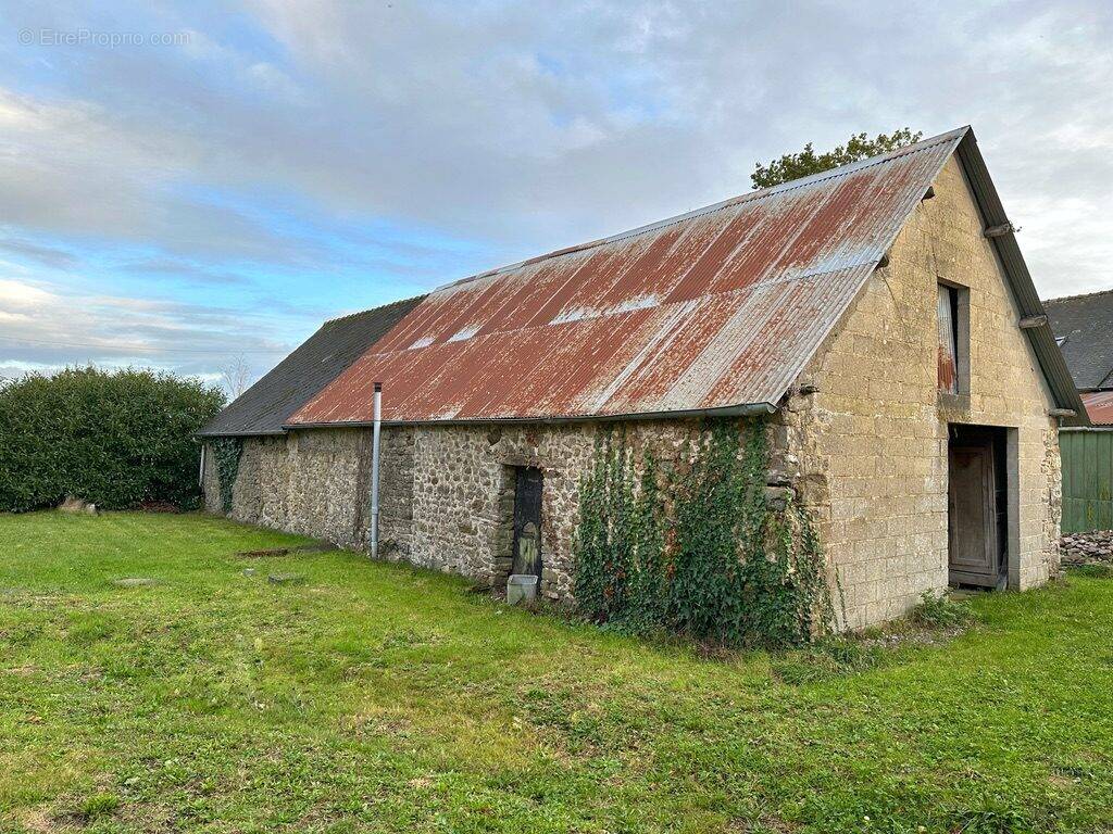 Maison à LE PETIT-FOUGERAY
