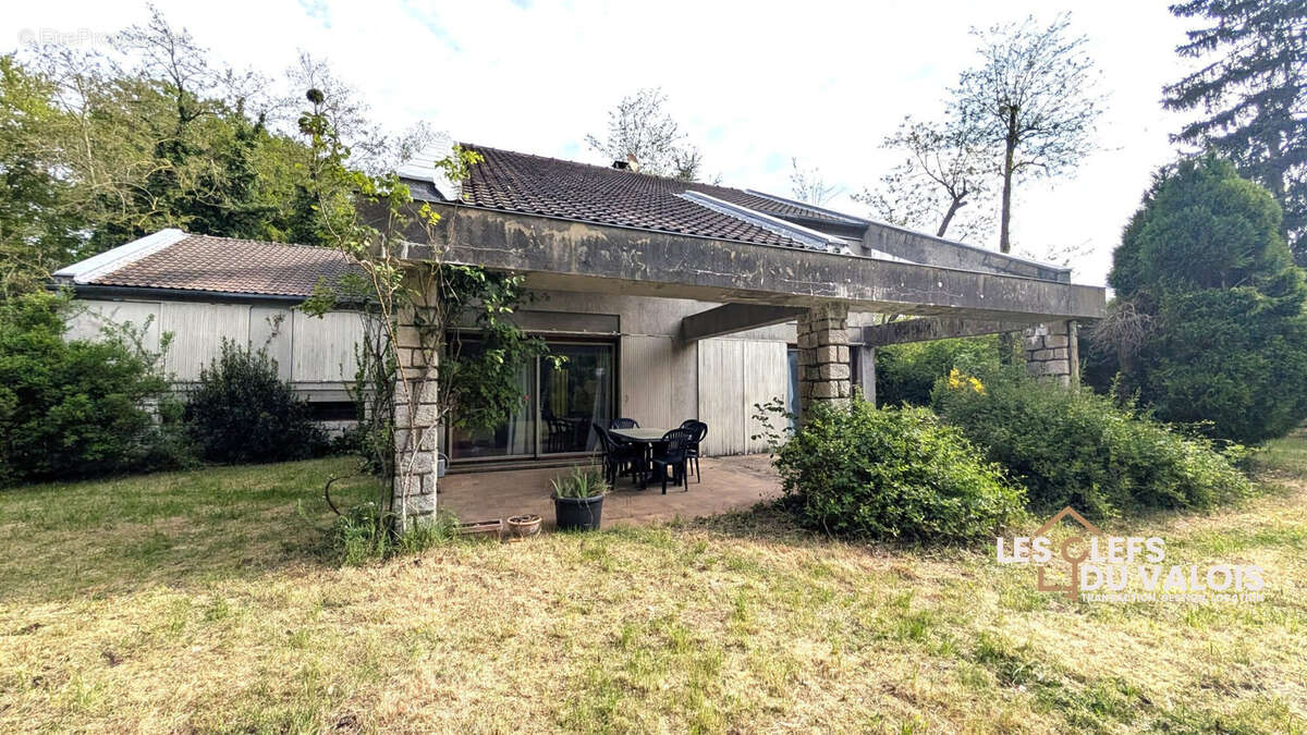 Maison 220 m² à Bethisy-Saint-Pierre  - photo 2