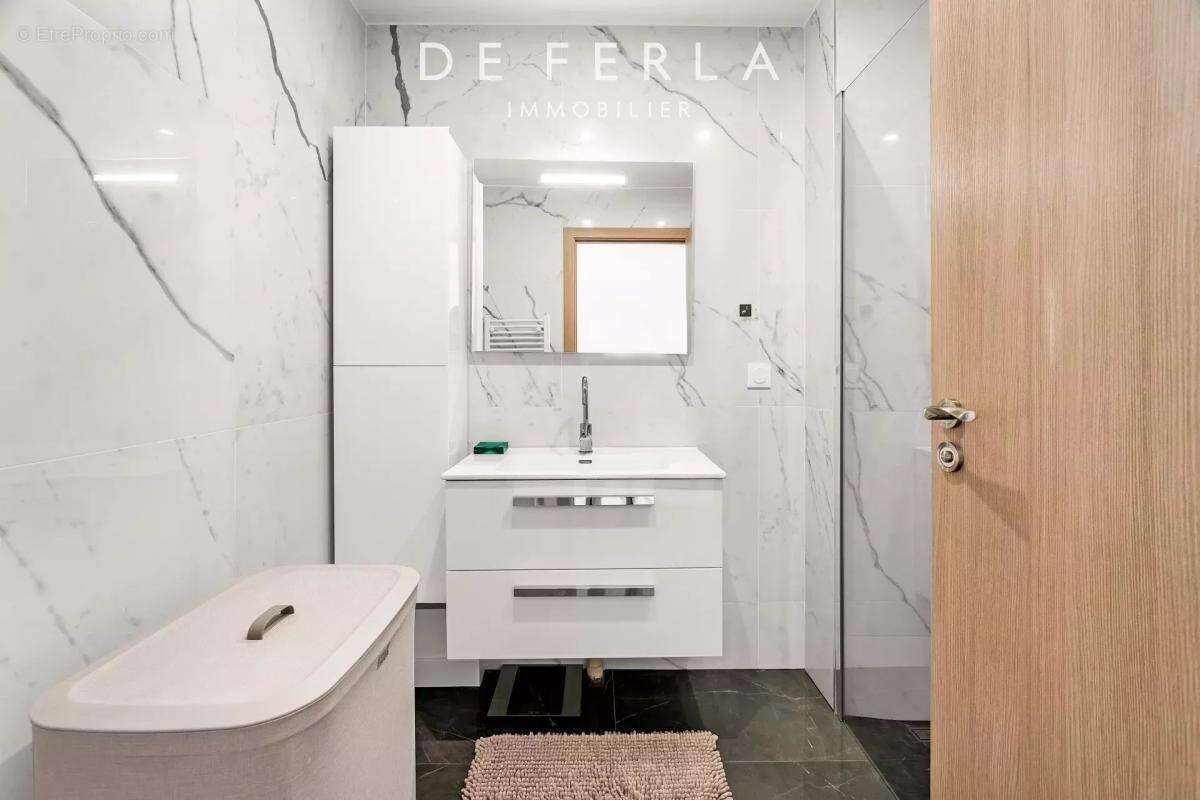 Appartement à SAINT-MAUR-DES-FOSSES