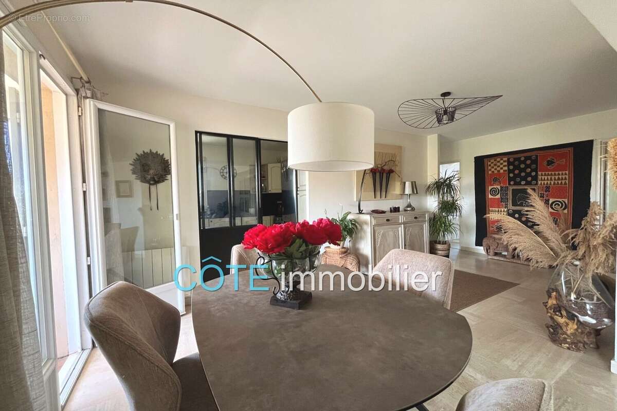 Appartement 76 m² à Antibes  - photo 4