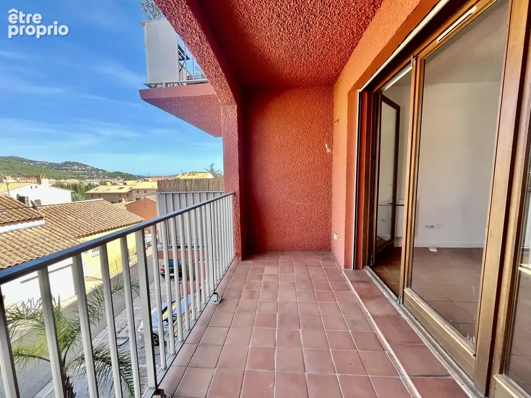 Appartement t2 - carqueiranne - photo 2