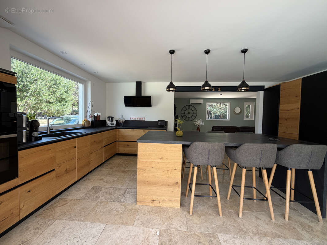 Propriété 240m2 habitables sur 3200m2 de terrain arboré 2 km centre St QUENTIN - photo 6