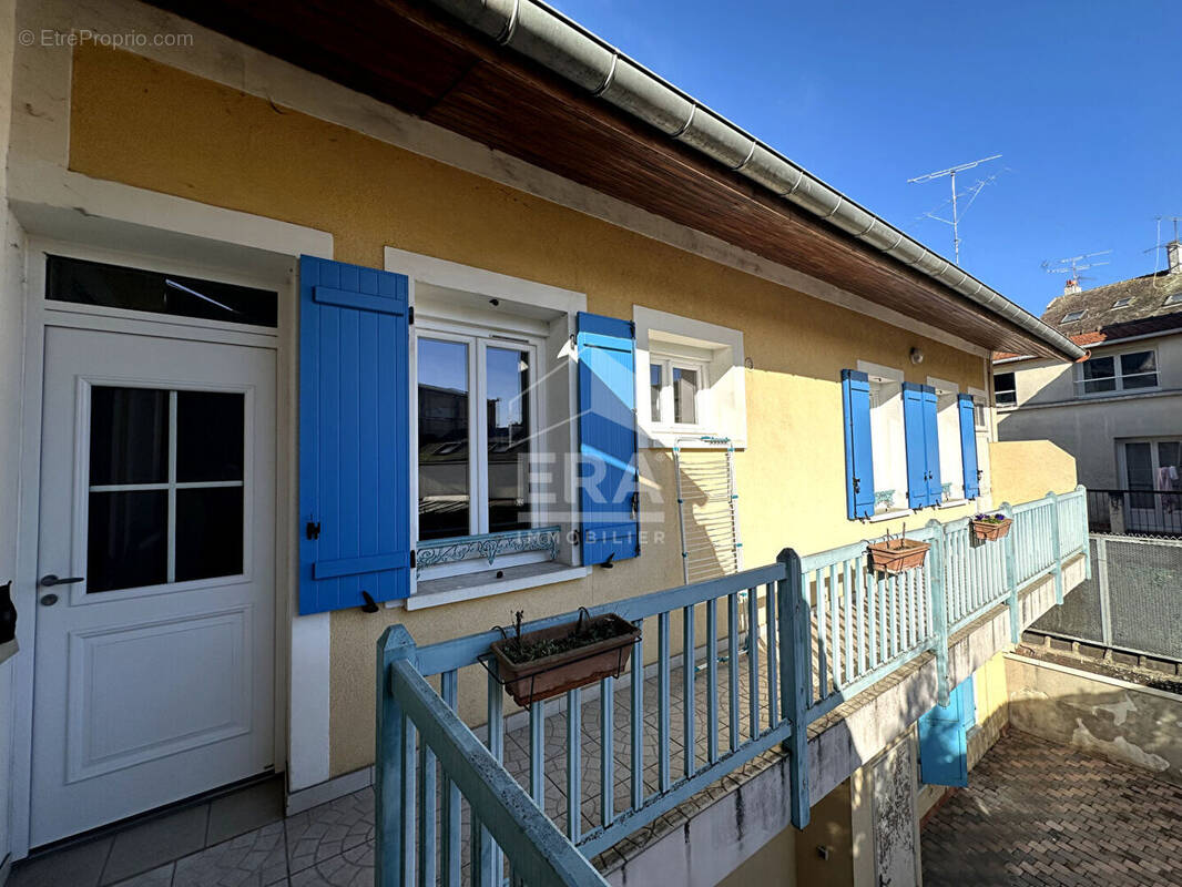 Appartement à MONTEREAU-FAULT-YONNE