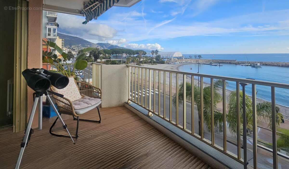 Appartement à ROQUEBRUNE-CAP-MARTIN