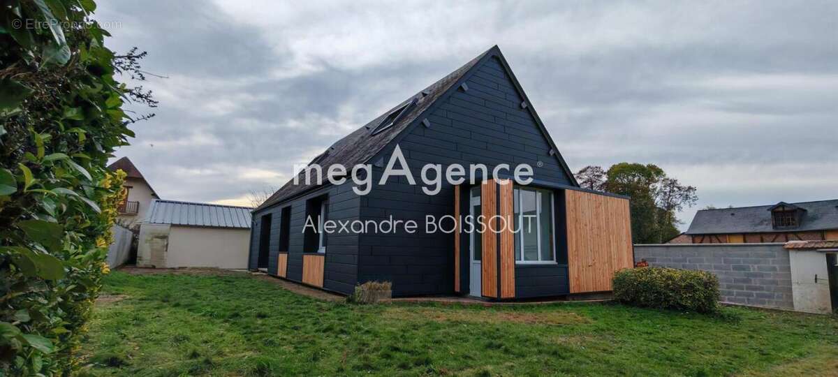 Maison à LA NEUVILLE-CHANT-D'OISEL