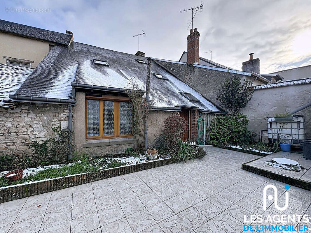 Maison à SAINT-LAURENT-NOUAN