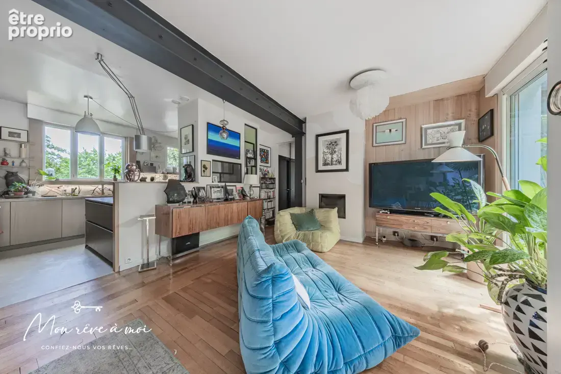Maison de 168m2 lumineuse et au calme avec piscine, jardin et parkings - photo 6