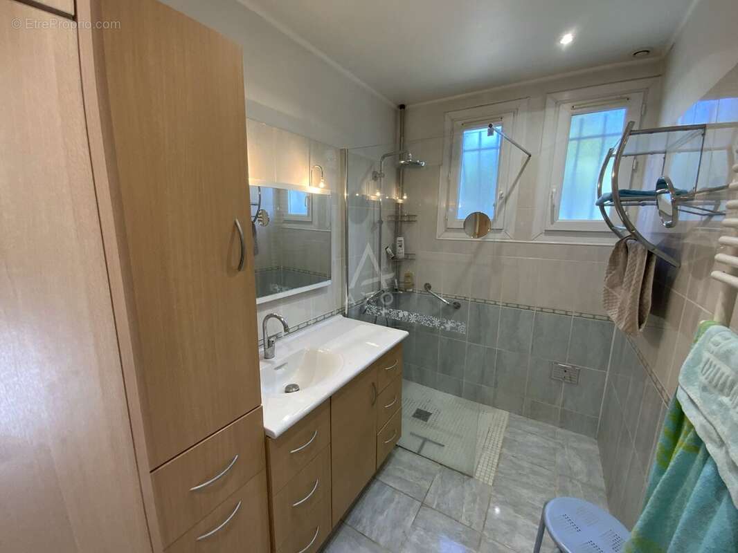 Maison à BOUILLARGUES