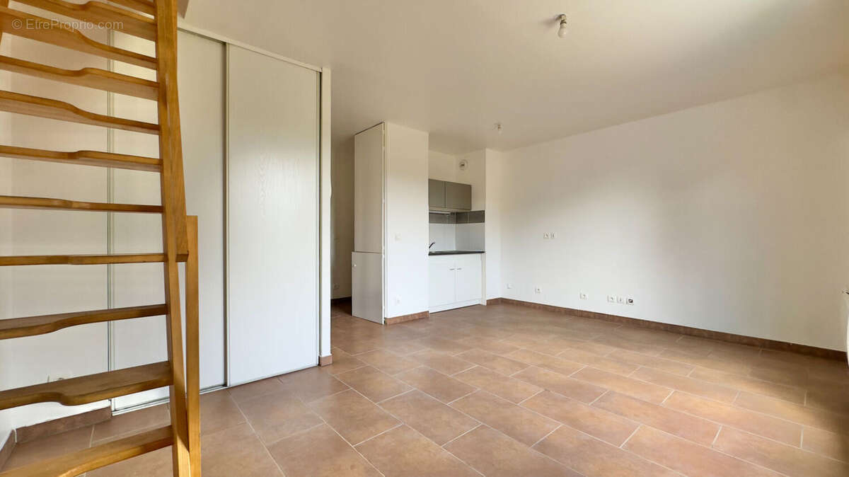 Appartement à SAVIGNY-SUR-ORGE
